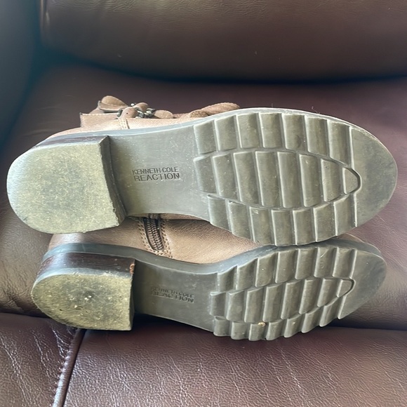 Kenneth Cole Reaction Boots. Brown. Used. Size- 6 - Picture 8 of 8
